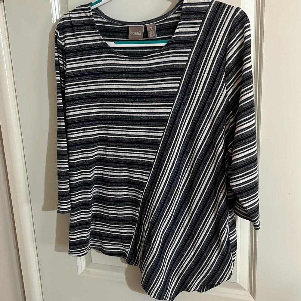 Chico’s print top